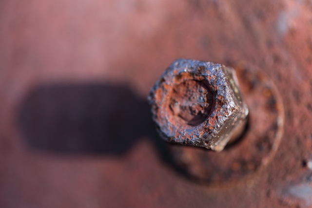 screw-rust